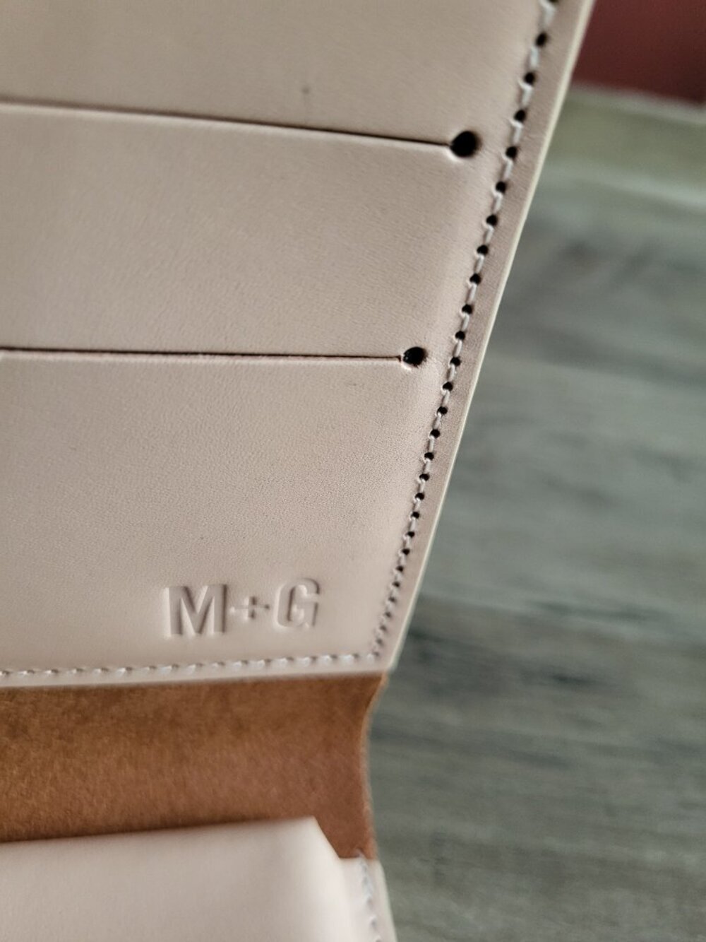 MARK & GRAHAM GENUINE LEATHER PINK CLUTCH - Picture 5 of 6